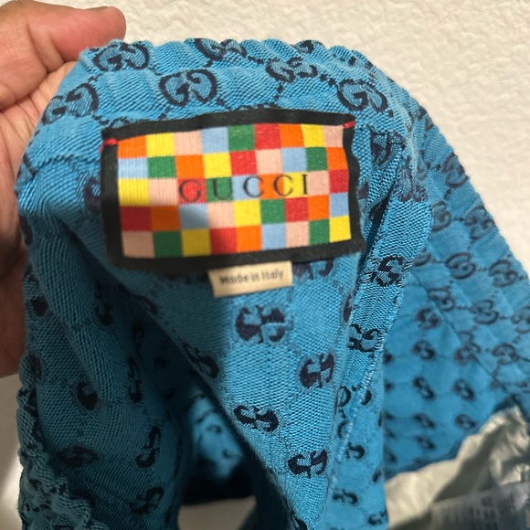 Authentic Gucci Blue Men's Shorts - Picture 6 of 11